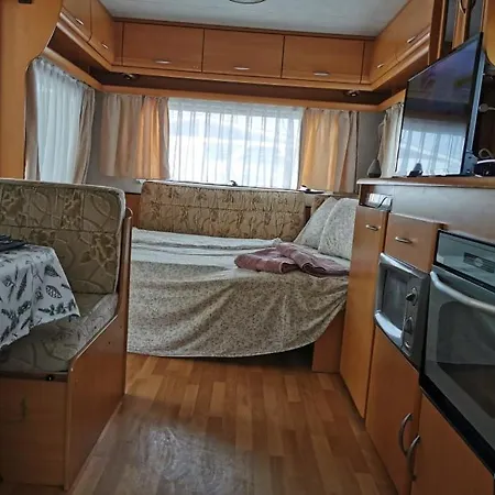 Sea Caravan On The キャンプ場 キテン