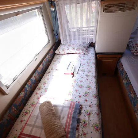 キャンプ場 Sea Caravan On The *