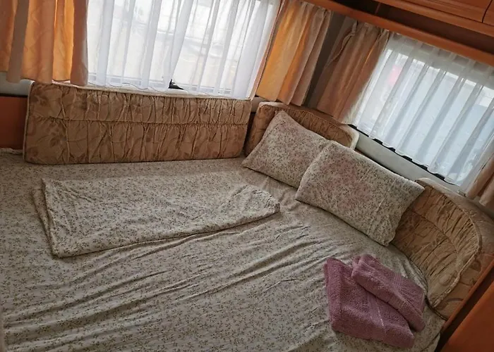 Kamp alanı Sea Caravan On The