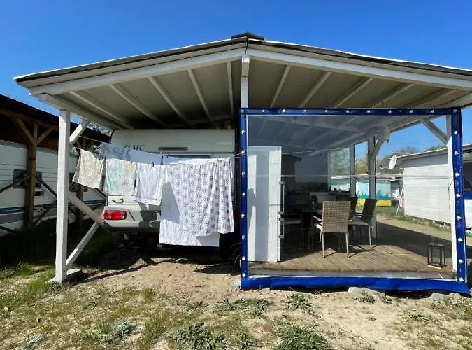 Sea Caravan On The Kamp alanı *