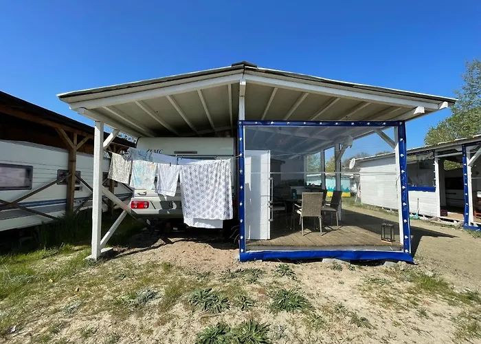 Sea Caravan On The Kamp alanı