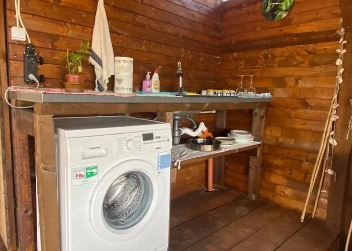 Kamp alanı Sea Caravan On The Naousa